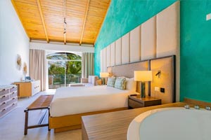 Honeymoon Suite at Tropical Princess Beach Resort